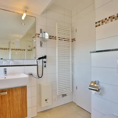 Wattwagen, Rw4 Apartment